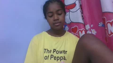 phania185885 online show from April 26, 2:59 pm