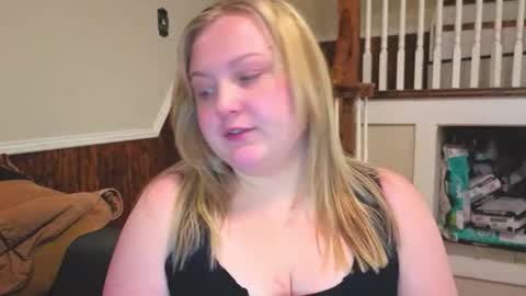 PhatAssBlond online show from February 11, 7:15 pm