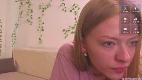 Snapshot of philippagales chatting on September 26, 10:35 am Margot call me Margot Robbie online show from September 26, 10:35 am