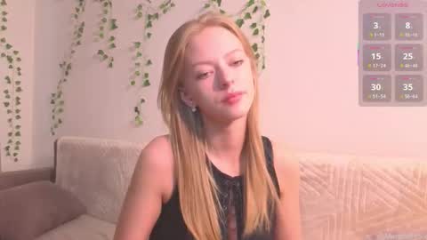 Snapshot of philippagales chatting on September 12, 7:40 am Margot call me Margot Robbie online show from September 12, 7:40 am