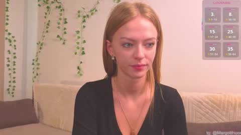 Snapshot of philippagales chatting on September 25, 10:25 am Margot call me Margot Robbie online show from September 25, 10:25 am