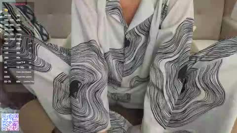 Emilia online show from October 14, 6:21 pm