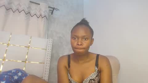 phoebe online show from February 7, 7:29 pm