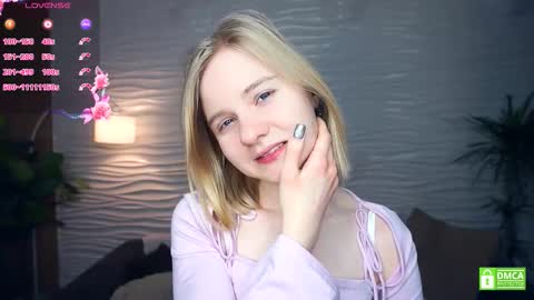 Hann G. Jones online show from December 22, 4:04 am