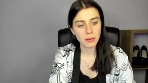 P I A online show from April 17, 2:08 pm