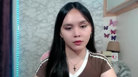 Ms Pia online show from June 10, 5:33 pm