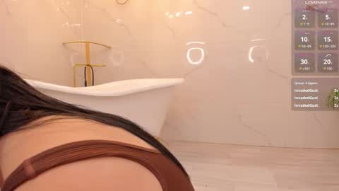    online show from February 21, 11:33 am