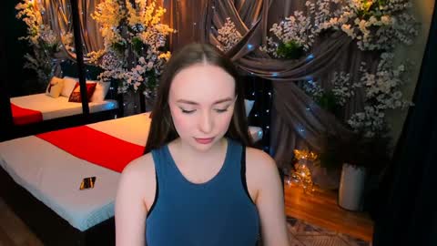 Snapshot of pieceofinspiration chatting on January 27, 7:24 pm Emelie online show from January 27, 7:24 pm