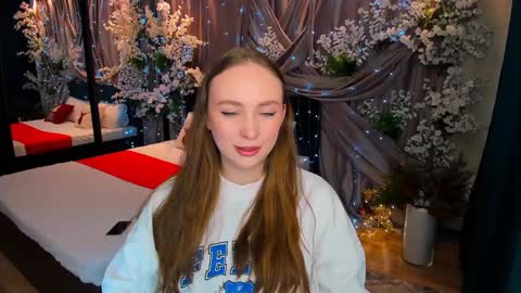 Snapshot of pieceofinspiration chatting on December 27, 10:01 am Emelie online show from December 27, 10:01 am