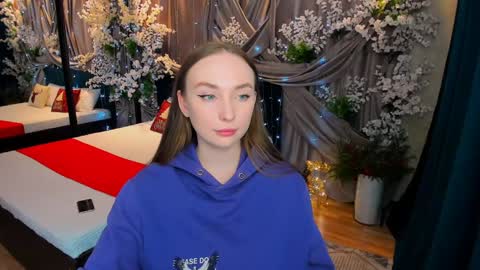 Snapshot of pieceofinspiration chatting on January 29, 6:07 pm Emelie online show from January 29, 6:07 pm