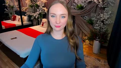 Snapshot of pieceofinspiration chatting on December 23, 7:30 pm Emelie online show from December 23, 7:30 pm
