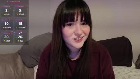 PilloGoddess online show from March 31, 4:45 am