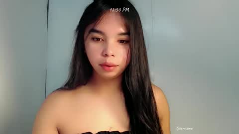 Snapshot of pinay_heart chatting on October 18, 4:48 am heart online show from October 18, 4:48 am