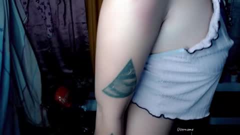Snapshot of pinay_romancee chatting on February 22, 4:04 pm pinay_romancee online show from February 22, 4:04 pm