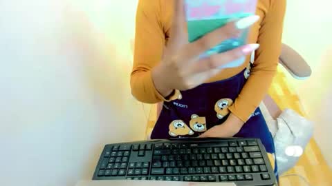Snapshot of pinay_sweetgirl_ chatting on September 16, 8:17 pm pinay_sweetgirl_ online show from September 16, 8:17 pm