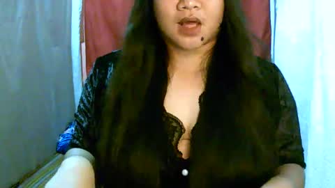 pinayjona online show from April 25, 12:41 pm