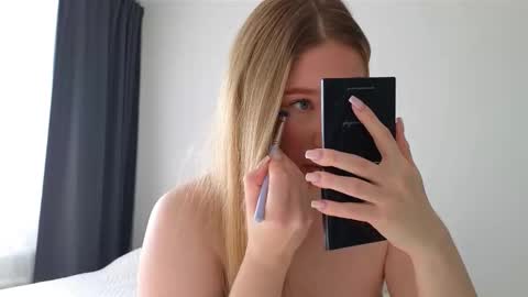 Snapshot of pink_rosee_ chatting on September 26, 3:15 am online show from September 26, 3:15 am