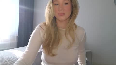 Snapshot of pink_rosee_ chatting on October 13, 3:09 am online show from October 13, 3:09 am