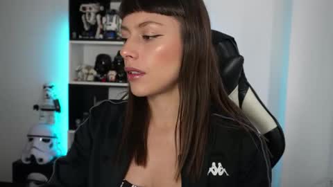 Emily online show from April 14, 5:02 pm