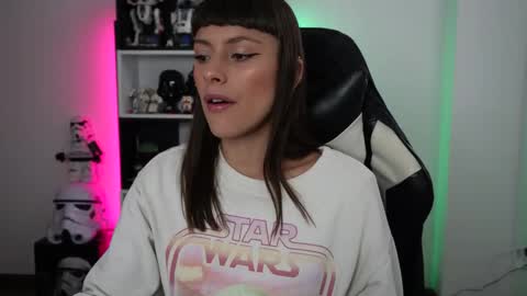 Emily online show from April 19, 6:21 pm