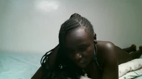 pinky online show from November 30, 11:25 am