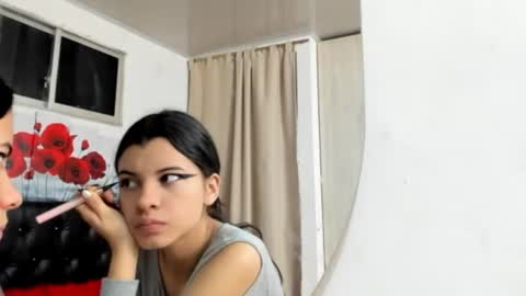 pinky_f00x online show from June 10, 11:47 pm