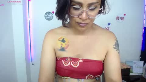 VIOLETA LOPEZ online show from July 5, 4:19 am