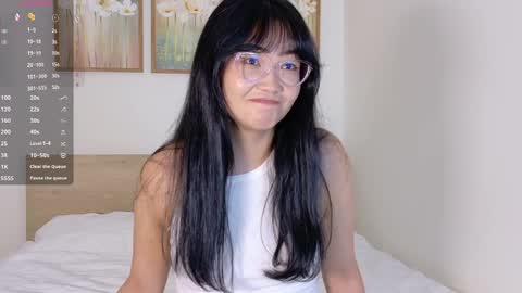 Polly online show from April 9, 9:04 am