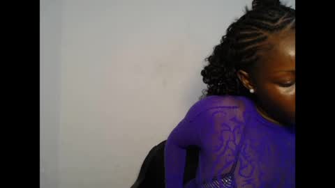 pinkykiki_247 online show from April 20, 6:11 pm