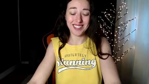 Snapshot of piscesgirl06 chatting on January 15, 6:01 am piscesgirl06 online show from January 15, 6:01 am