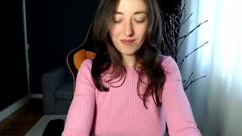 Snapshot of piscesgirl06 chatting on February 18, 5:53 am piscesgirl06 online show from February 18, 5:53 am