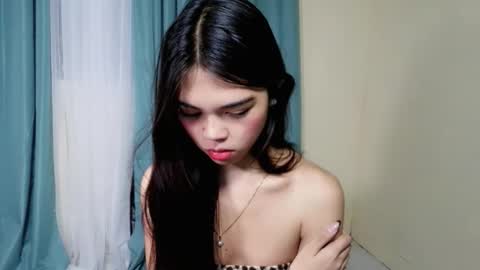 The Girl Named Eyve online show from June 8, 5:14 pm