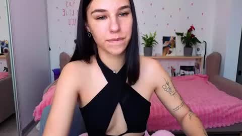 Molly online show from June 18, 4:14 am