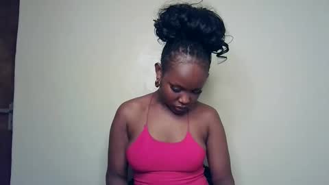 Majesty online show from April 25, 4:04 pm