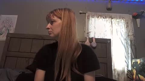 pizzedwife online show from April 22, 6:16 pm