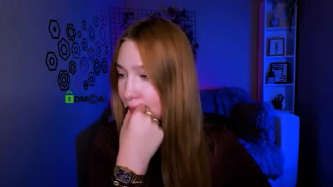 Sophie online show from January 6, 10:35 pm