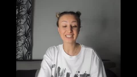 Snapshot of playfulaudrey chatting on January 4, 11:06 pm PlayfulAudrey online show from January 4, 11:06 pm