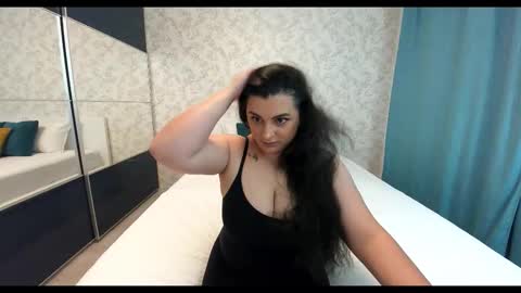 EMILY online show from November 19, 7:52 am