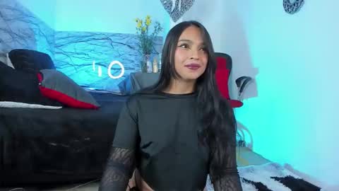 Emi online show from February 20, 8:53 pm