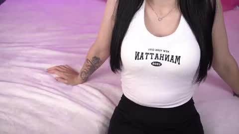 pocahontasofwindss online show from July 24, 2:59 pm