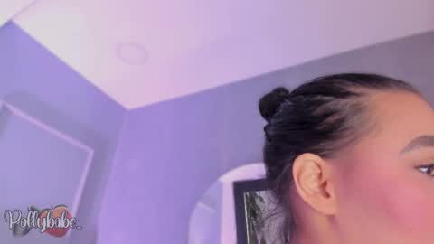 POLLY online show from December 2, 10:17 am