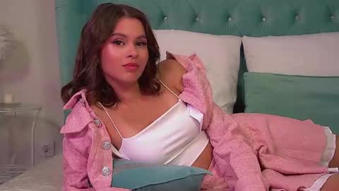 Polly online show from February 18, 6:51 pm