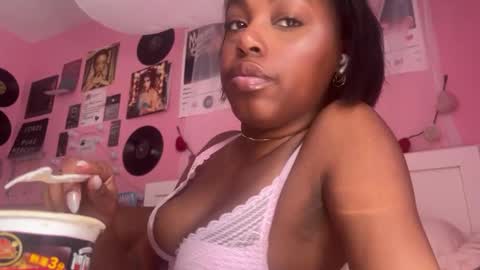 princess online show from March 9, 4:33 pm