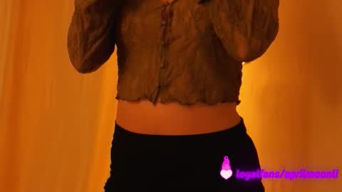 April online show from February 6, 7:50 pm