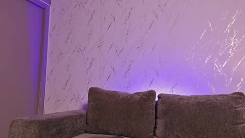    online show from March 31, 9:59 pm