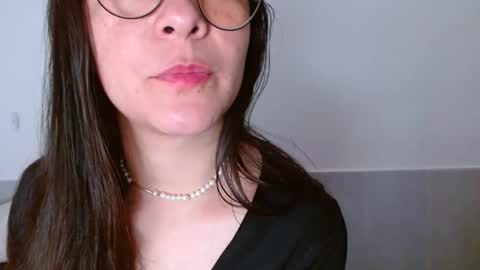 porcelainlux online show from November 15, 3:40 am