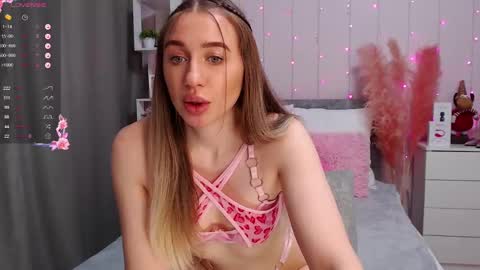 Snapshot of pornogirlx chatting on February 8, 7:05 pm Masha online show from February 8, 7:05 pm