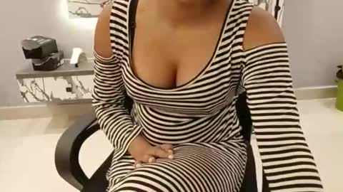 poulomi online show from November 15, 7:04 pm