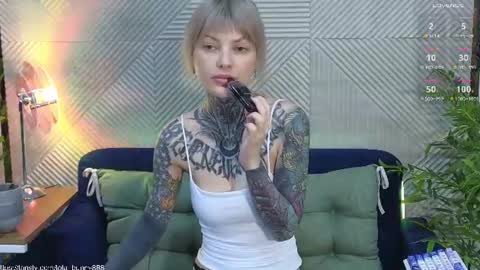 Lola online show from July 9, 5:10 am