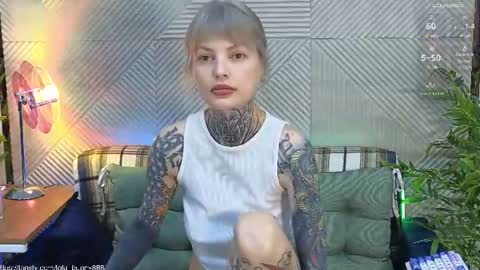 Lola online show from June 26, 4:58 am